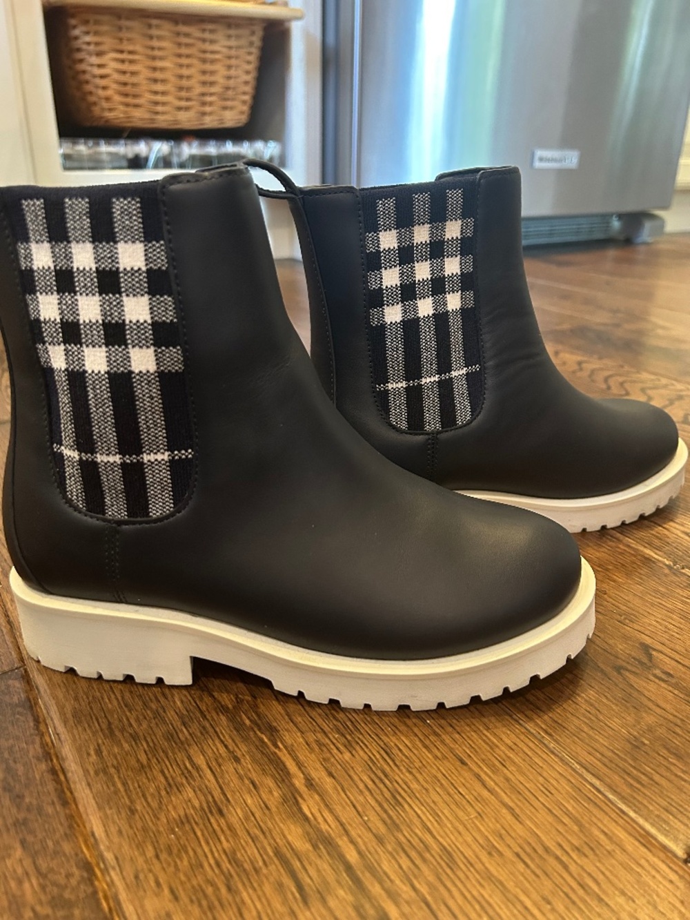 Burberry Rain boots/winter boots Ankle